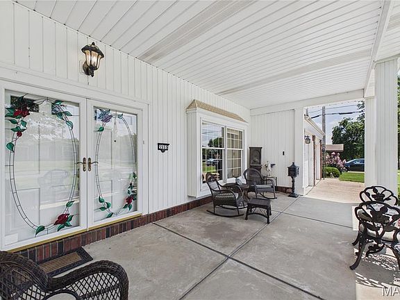 2nd image of 3555 Meserta Ln