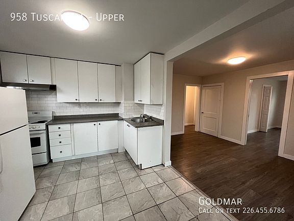 3rd image of 958 Tuscarora St