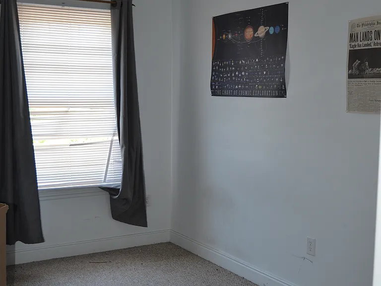 907 Bowe St #B — Photo 10