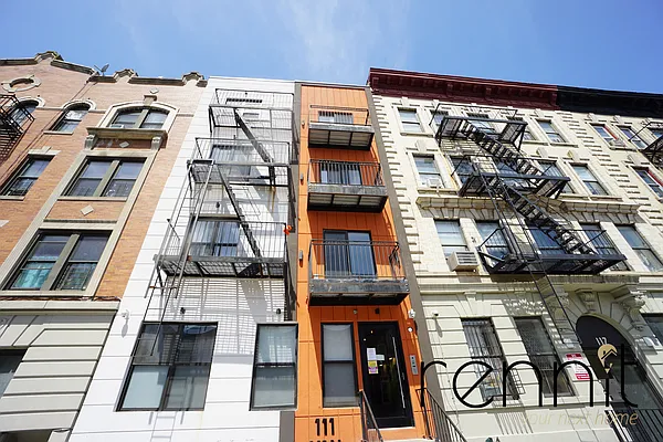 Rented by Rennit Inc. | media 30