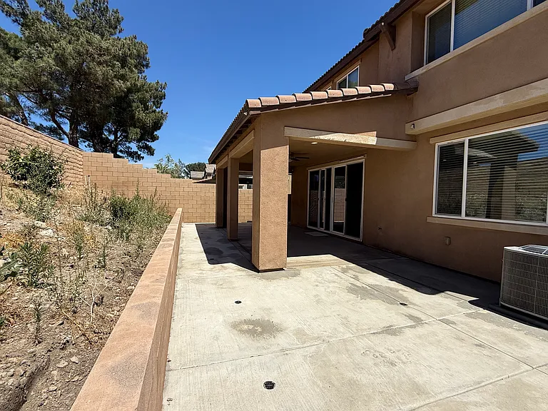17044 Cerritos St — Photo 26