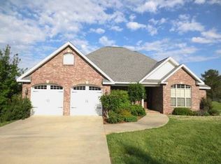 6 Saint Amber Dr, Ellisville, MS 39437