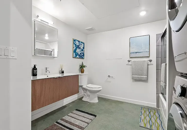 511 Micheltorena St — Photo 5