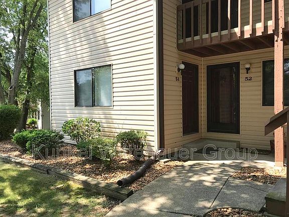 2nd image of 51 Pepperwood Ct