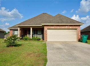 28460 Grand Turk Dr, Denham Springs, LA 70726