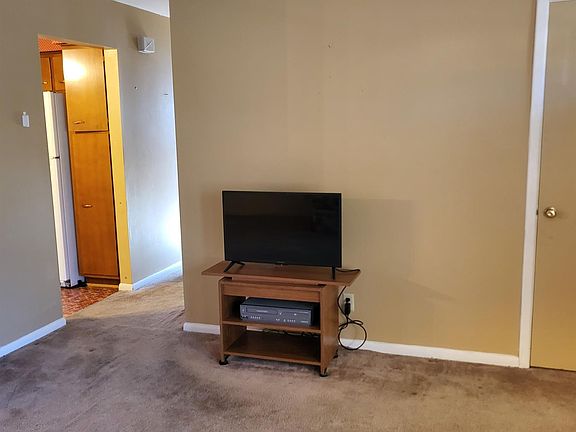 4th image of 5262 Ponderosa Dr