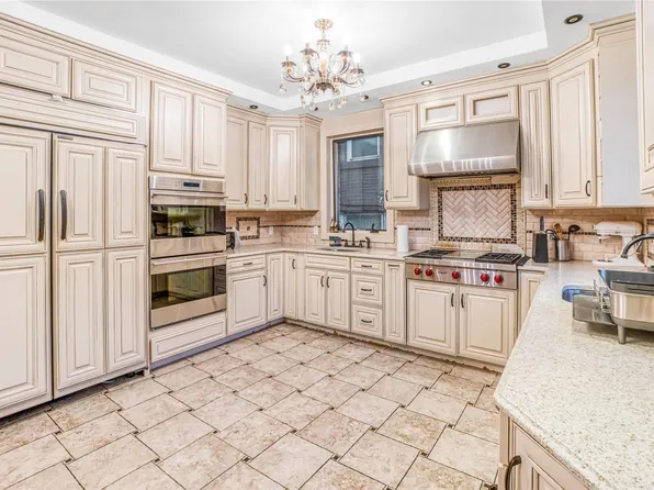 119-12 83rd Avenue image 7 of 26