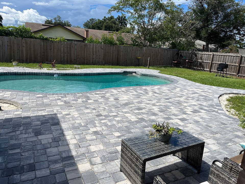 1st image of 4052 Greenwillow Ln W