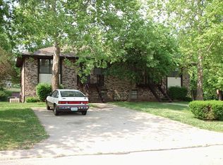 115 SE South Ave, Blue Springs, MO 64014