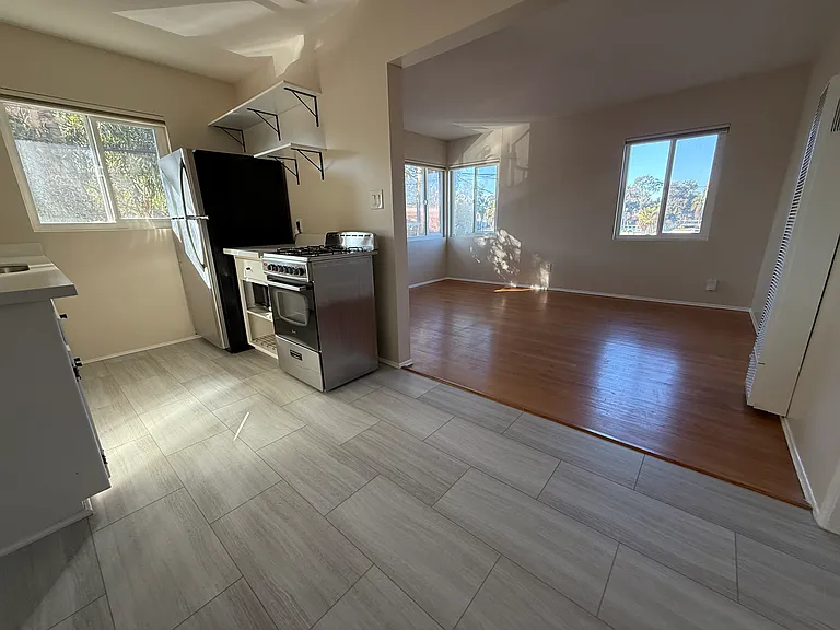 3793 Oneida Pl — Photo 5