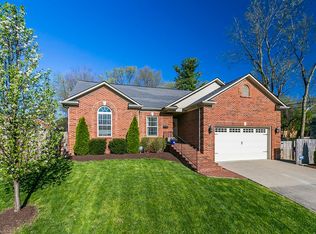 2037 Libby Ln, Lexington, KY 40503