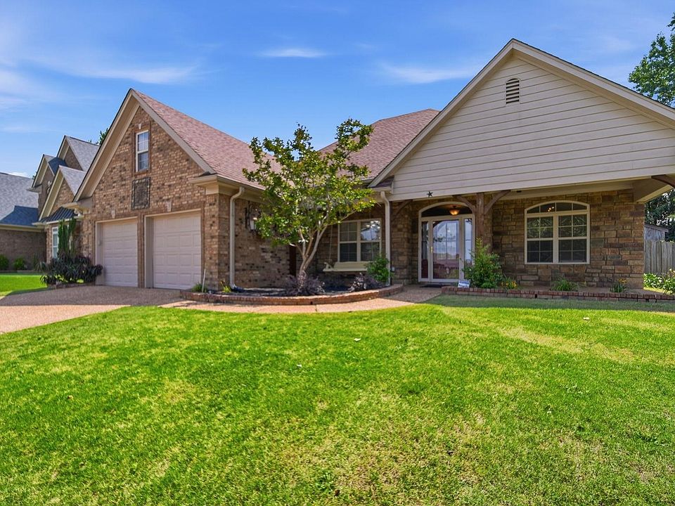 1st image of 80 Meadow Terrace Dr