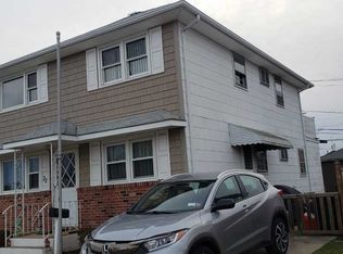 70 Marina Rd, Island Park, NY 11558