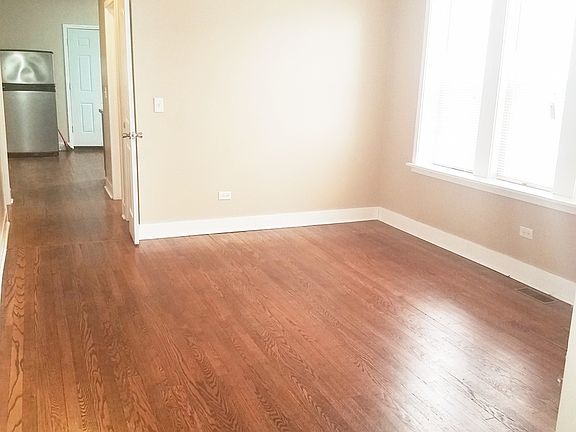 3rd image of 8024 S Saint Lawrence Ave