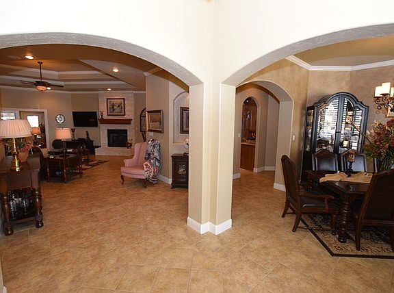 3rd image of 4209 Wood Dr
