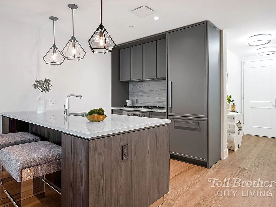 1st image of 218 W 103rd St #4F