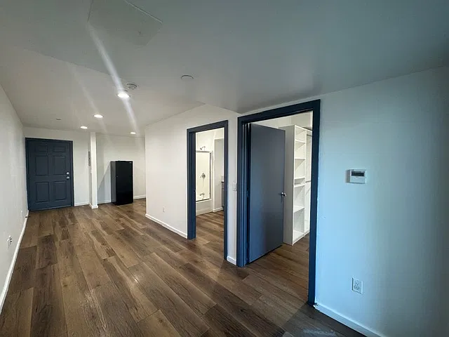 325 N Fickett St — Photo 9
