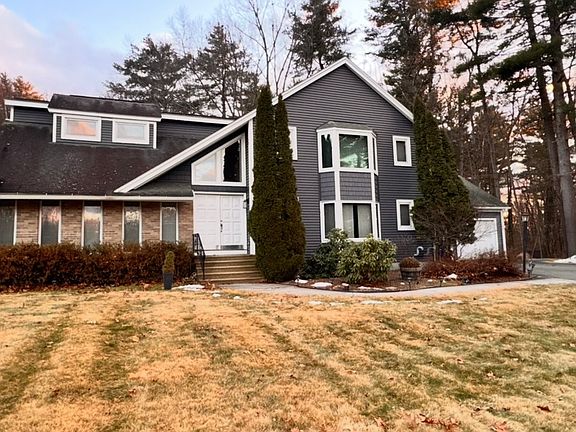 4th image of 13 Horseshoe Ln
