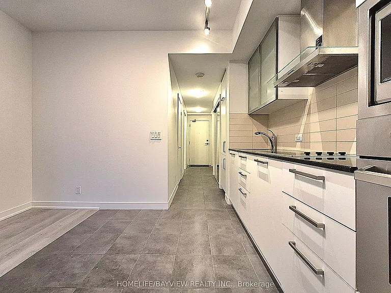 14 York St #1305 — Photo 6