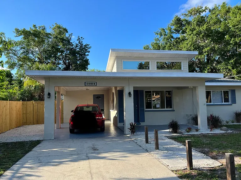 34th Ave W — Photo 4