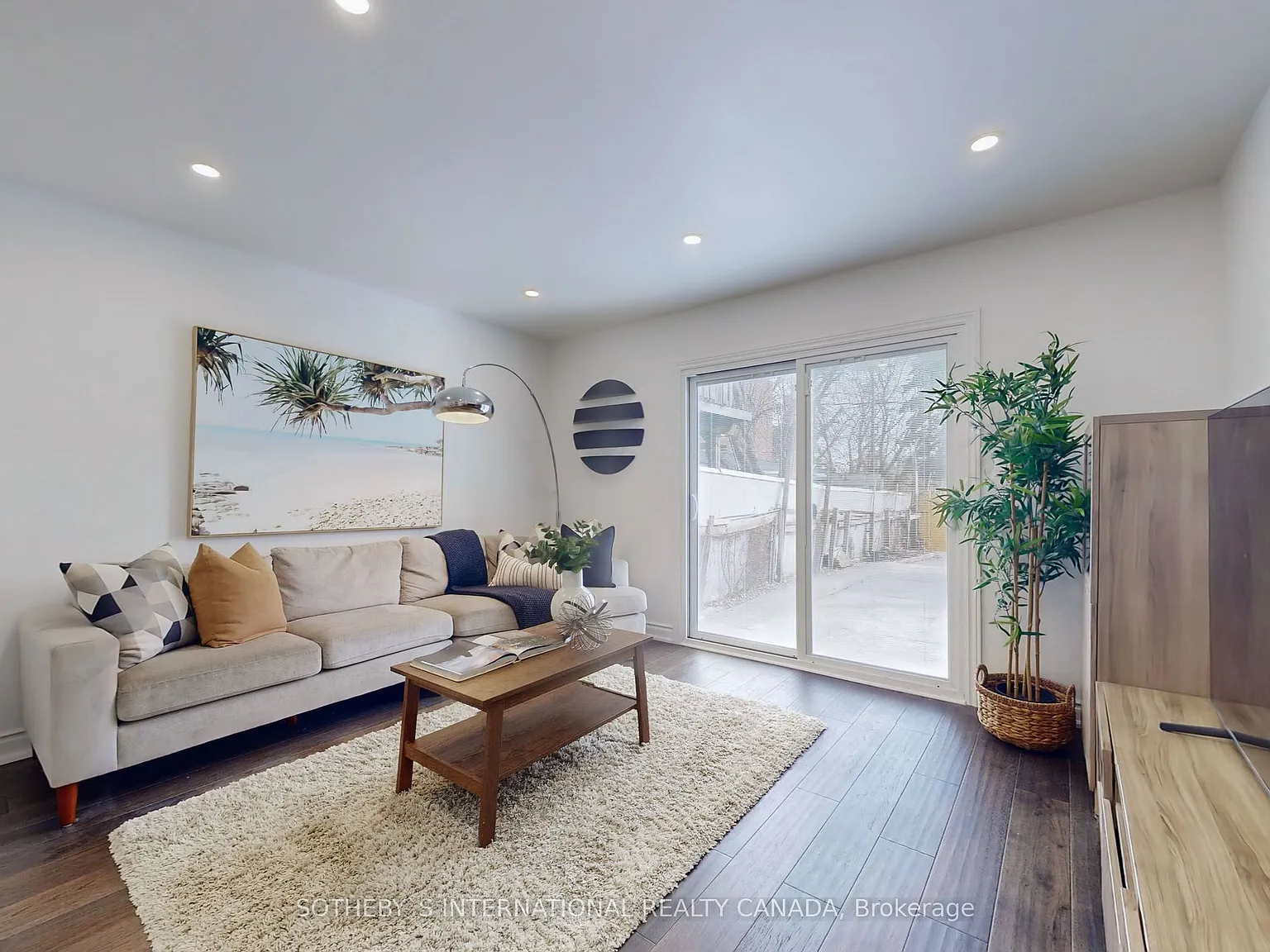 4 bed, $5,300 — Photo 4