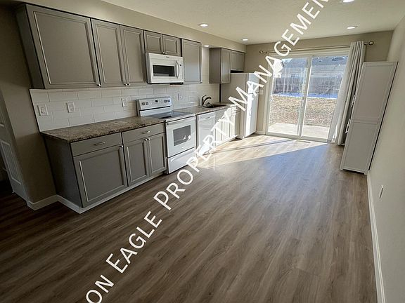 3rd image of 10481 W Ardyce Ct #10481