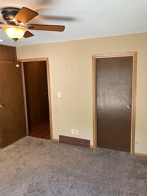 7 Shadow Place - 1 — Photo 2