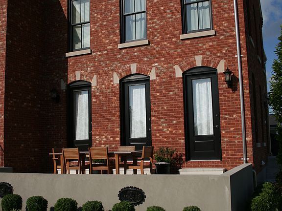 FRONT COURTYARD