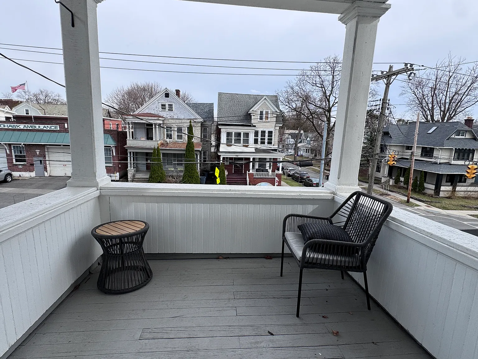 3 bed, $1,725 — Photo 2