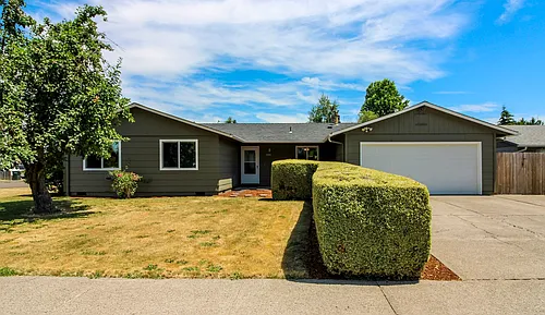 1488 Warbler Dr SE Photo 1