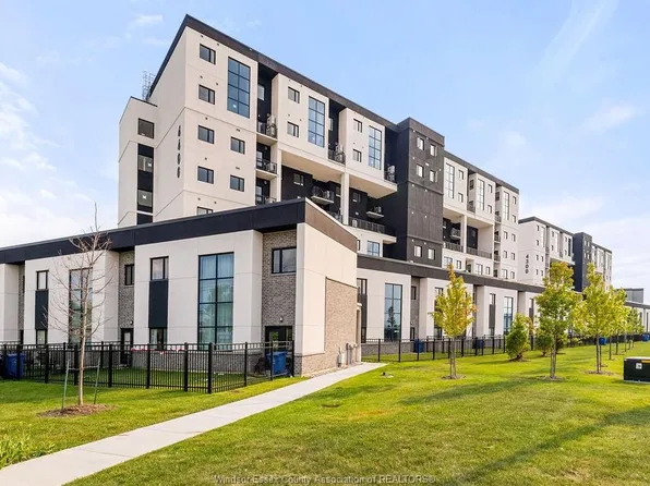 4400 Laurier Pkwy, Lasalle, ON
