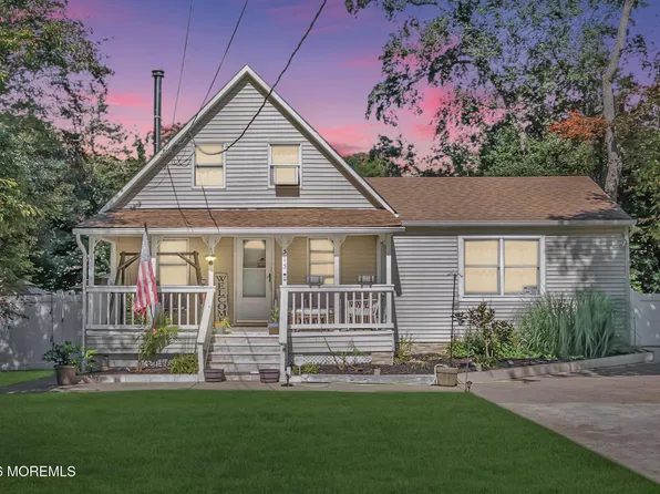 515 Laurel Street, Bayville, NJ 08721