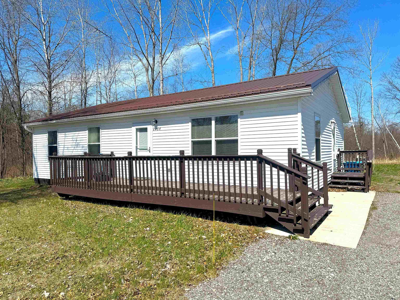 2404 W Shiloh Dr, Sanford, MI 48657 | Zillow