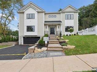 367 Johnson Ave, Teaneck, NJ 07666