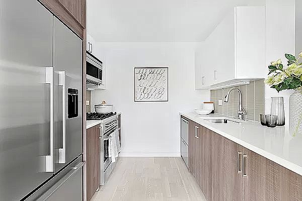 1st image of 115 E 31st St APT 4
