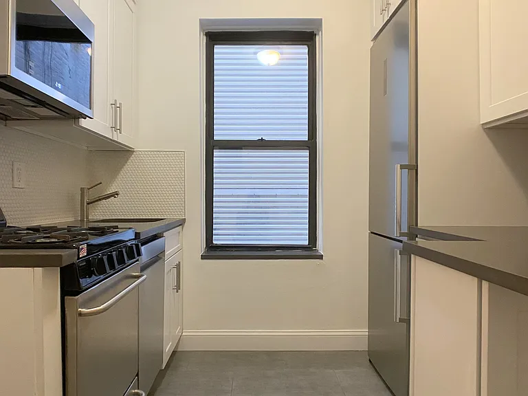 338 E 92nd St #12 — Photo 1