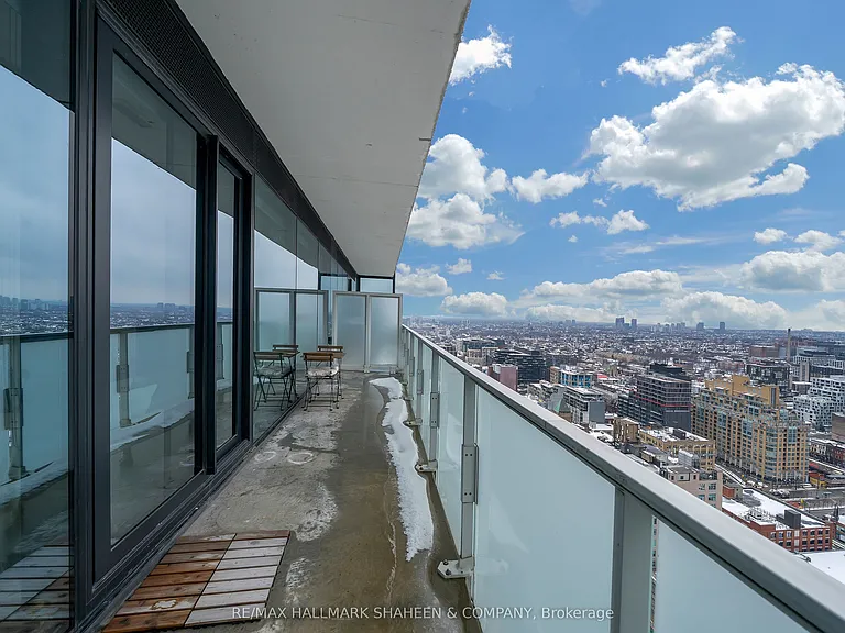 11 Charlotte St #Penthouse 04 — Photo 21