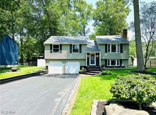 132 Dennis Dr, Cortland, OH