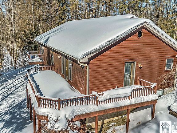 4th image of 2739 Butts Rd N