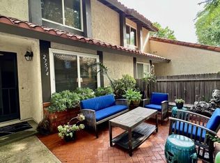 27574 Rondell St, Agoura Hills, CA 91301