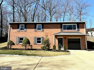 6518 Rivington Rd, Springfield, VA 22152