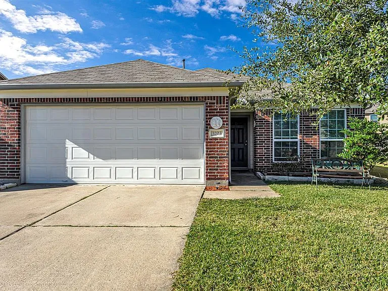 3203 Dale Ridge Trl — Photo 1