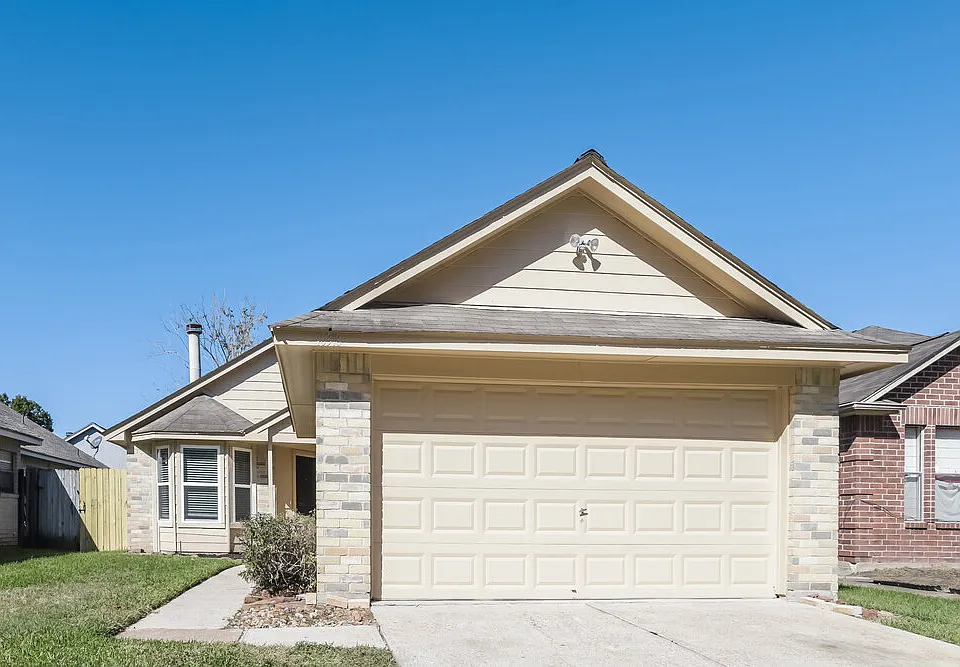 10318 Bushy Creek Dr