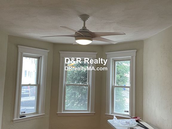100 Conwell Ave. #1 Somerville Unit Photo 9