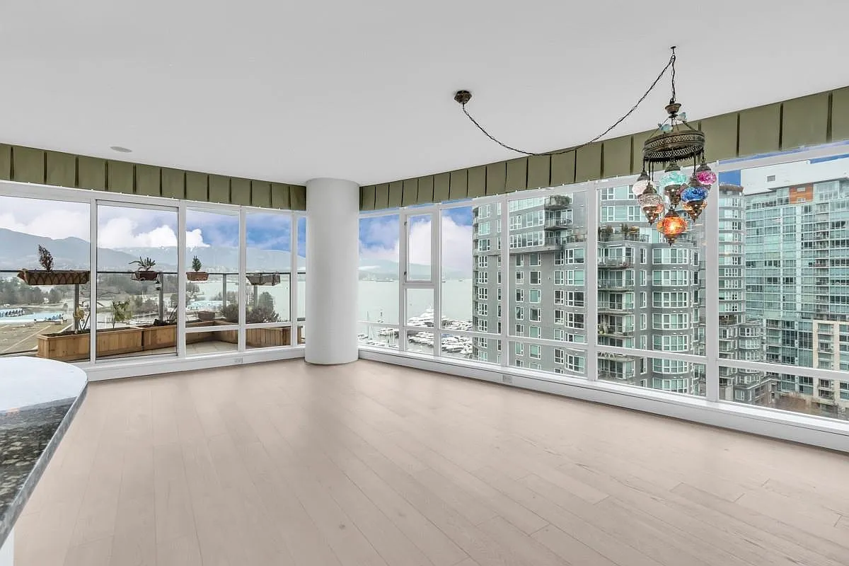 2 bed, 1500 sqft, $6,300 — Photo 2