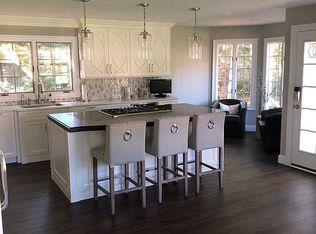 3 Fischer Rd, Linwood, NJ 08221