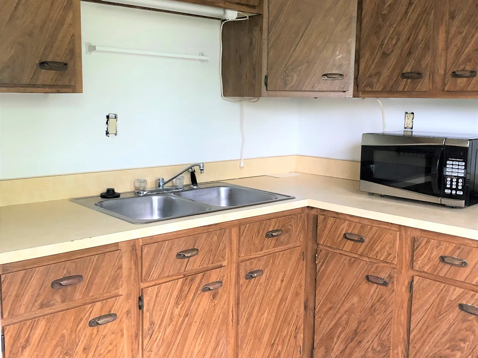 1 bed, 700 sqft, $975 — Photo 3