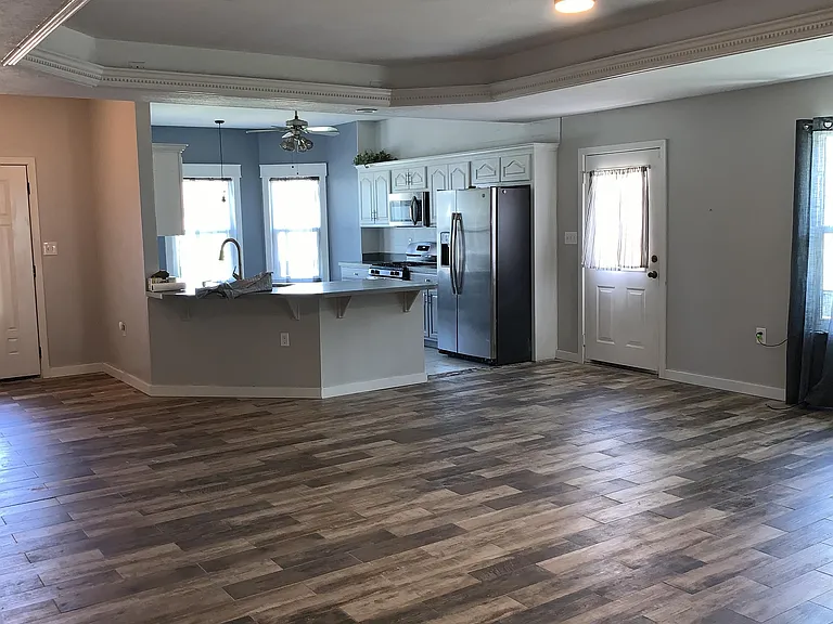 2232 Orion Lake Dr — Photo 2
