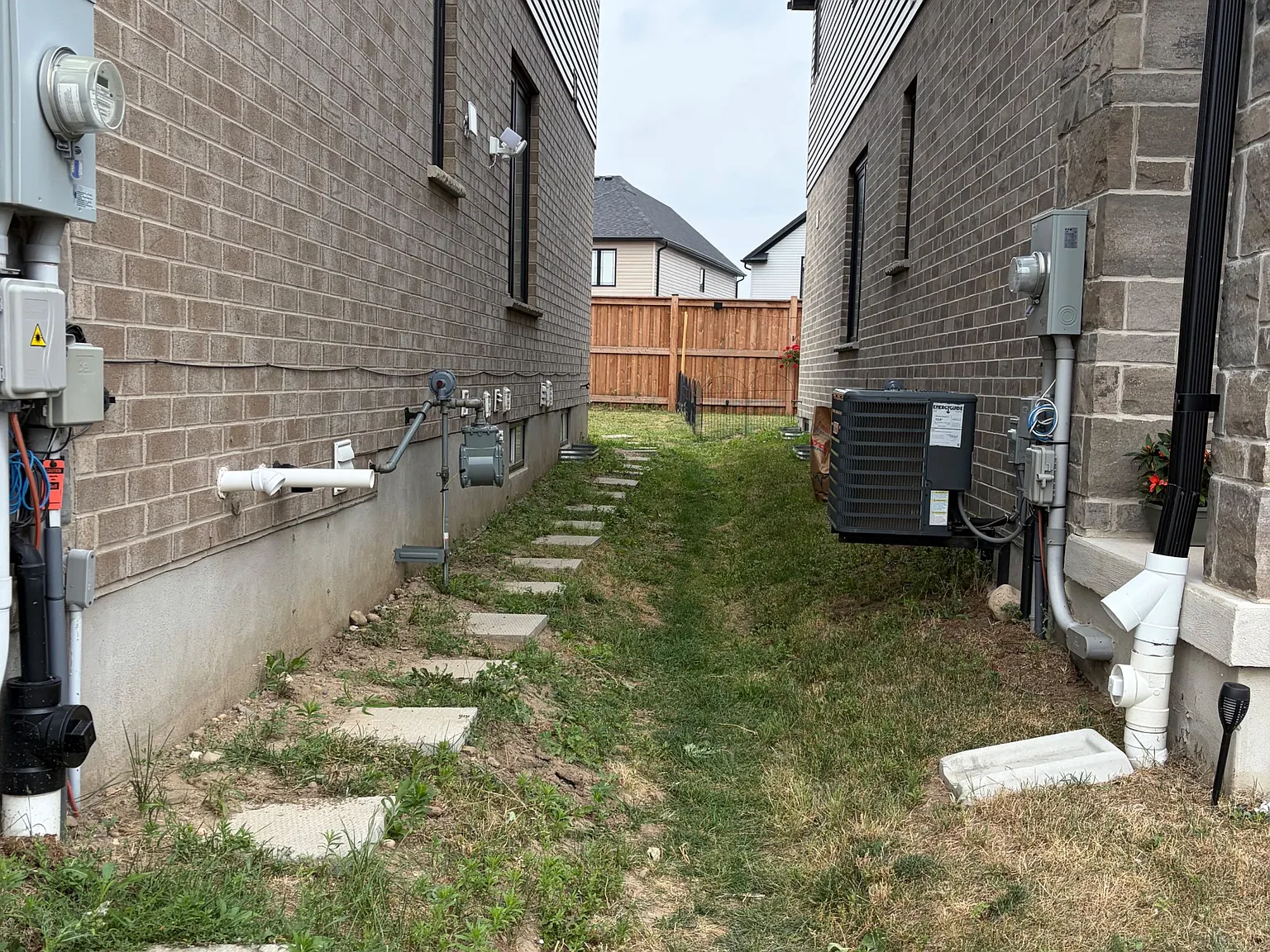 2 bed, $1,800 — Photo 2