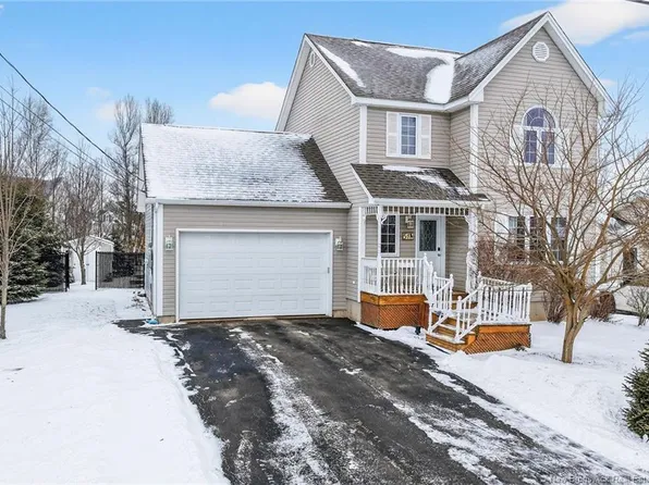 51 Hampton St, Moncton, NB E1G 5H2